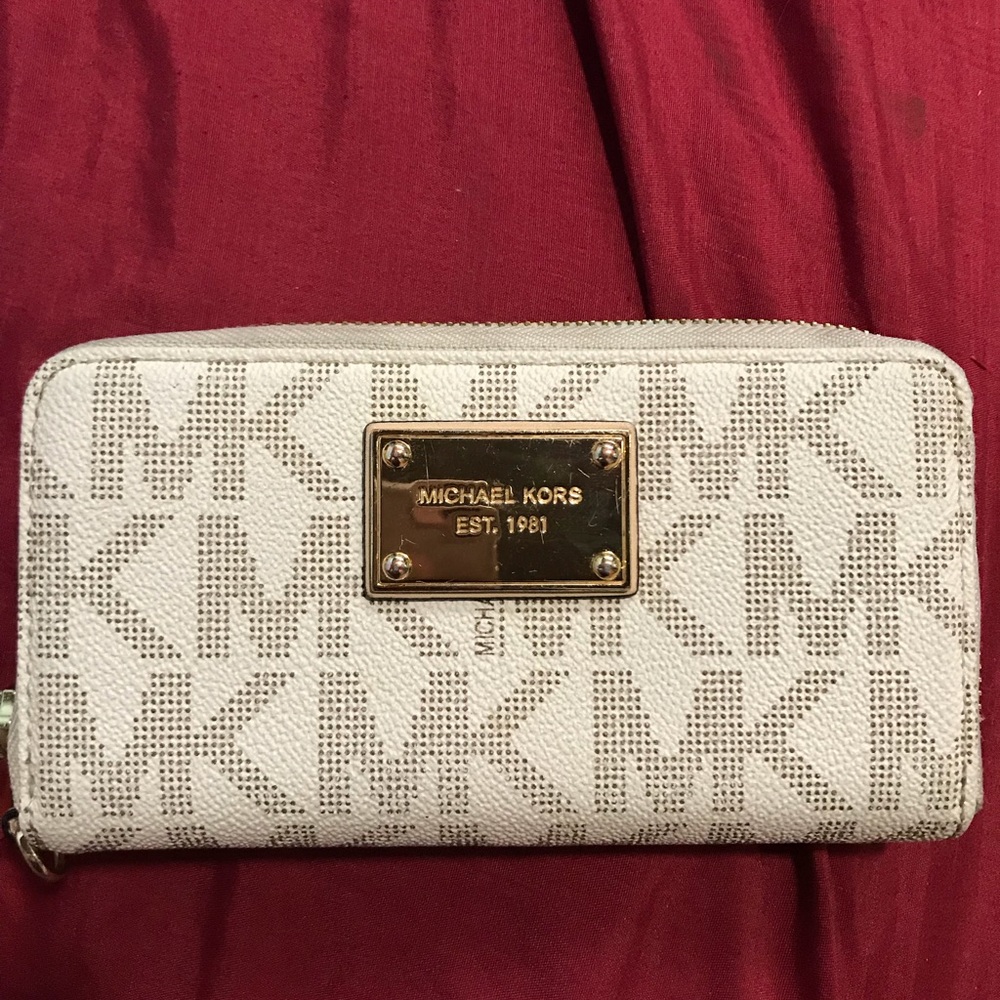 MK wallet